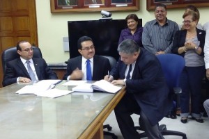 Profesor Eduadrdo Valdebenito, subdirector de Finanzas