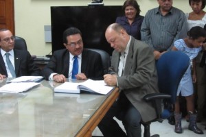 Profesor Carlos Bellido, director general de los Centros Regionales y Programas Anexos